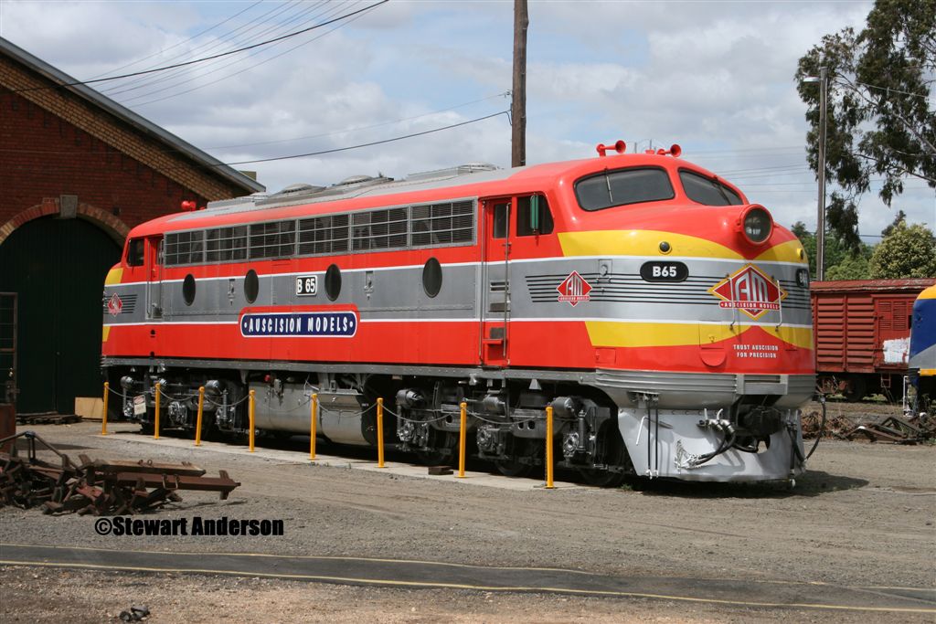 B65 in Auscision Models livery at Bendigo on 30.10.2007 (picture made by Stewart Anderson)